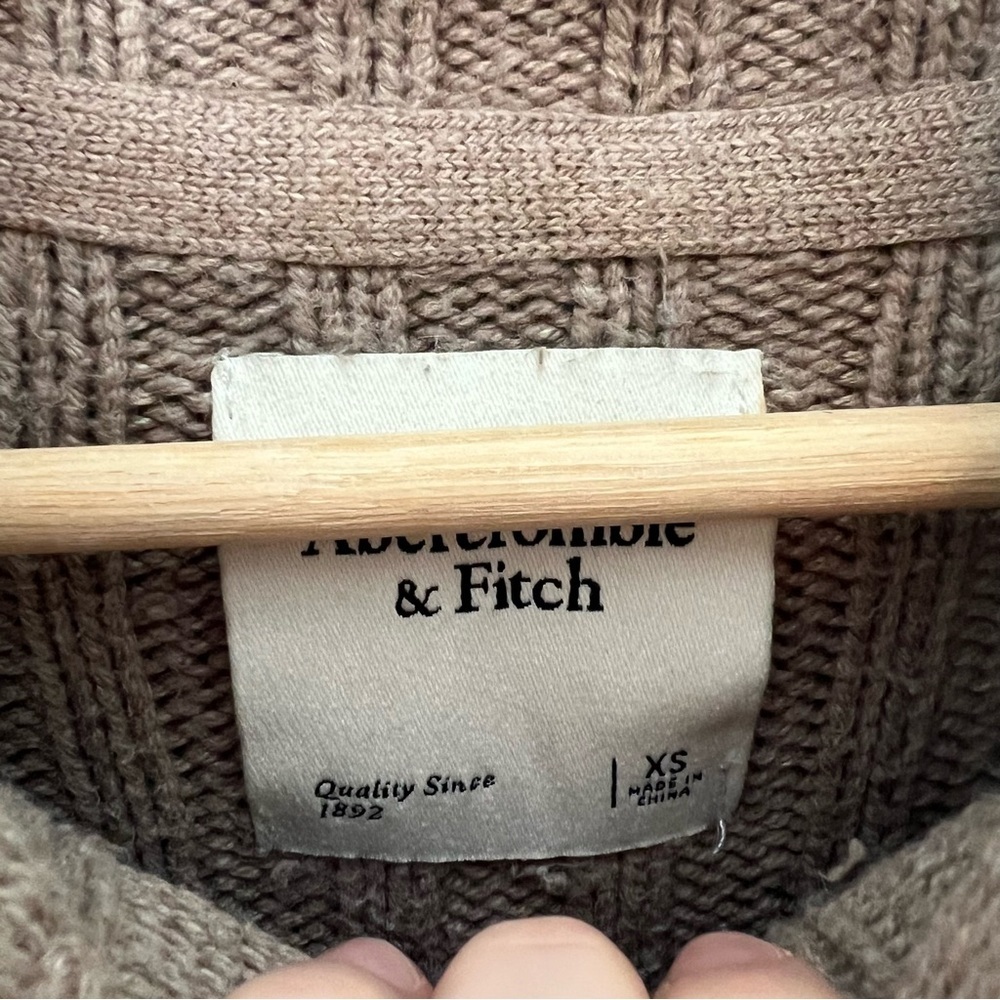 Abercrombie & Fitch Ribbed Cable Knit Mock Neck Long Sleeve Sweater XS Tan Beige - Picture 7 of 8